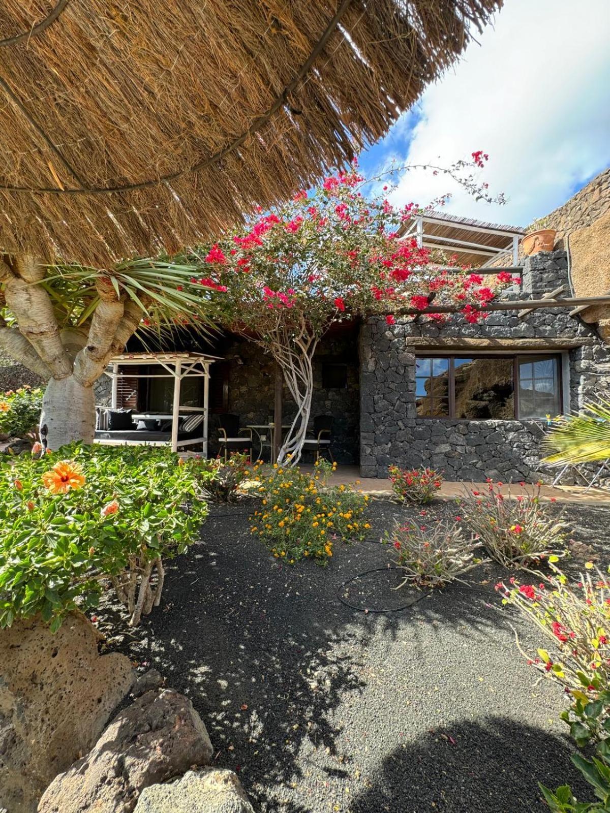 Castillo Lanzarote Villa Bailey - Luxury Villa - Pet Friendly With Heated Pool La Asomada  Zewnętrze zdjęcie